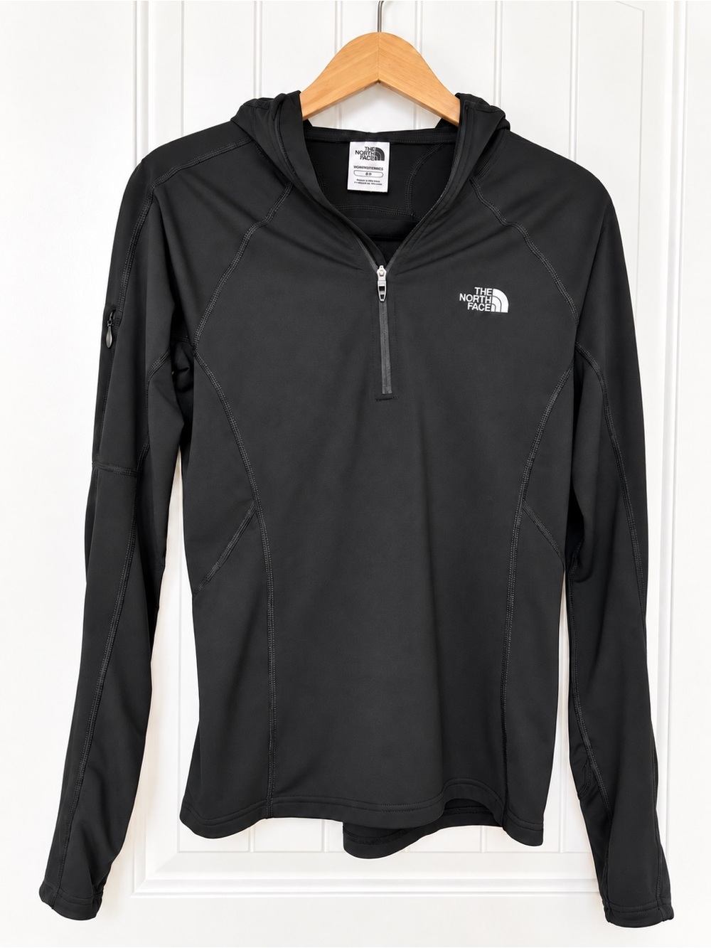 The North Face Women’s Black VaporWick Quarter Zip Hooded Performance Top Size S